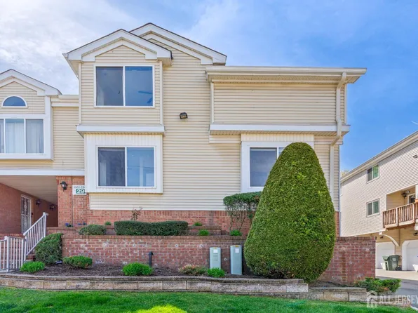2908 Madaline Dr, Avenel, NJ 07001