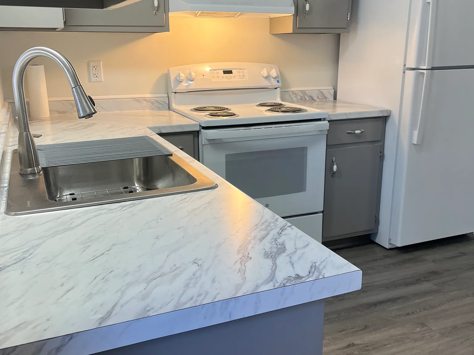 2 bed, $1,150 — Photo 1