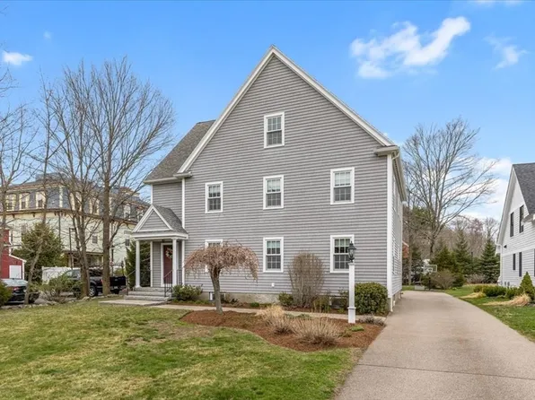 20 Gay St, Westwood, MA 02090