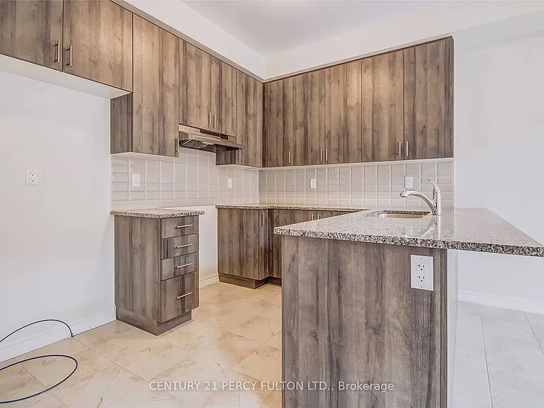 108 Workmens Cir — Photo 7