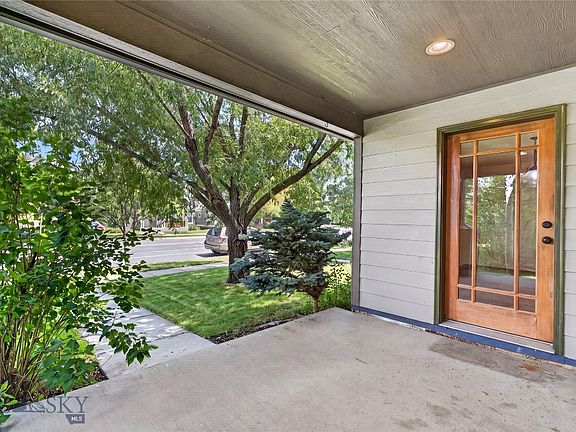 5th image of 855 N 15th Ave
