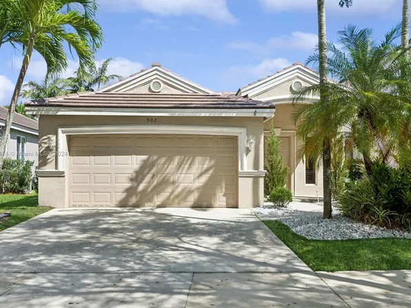 902 Golden Cane Dr, Fort Lauderdale, FL 33327