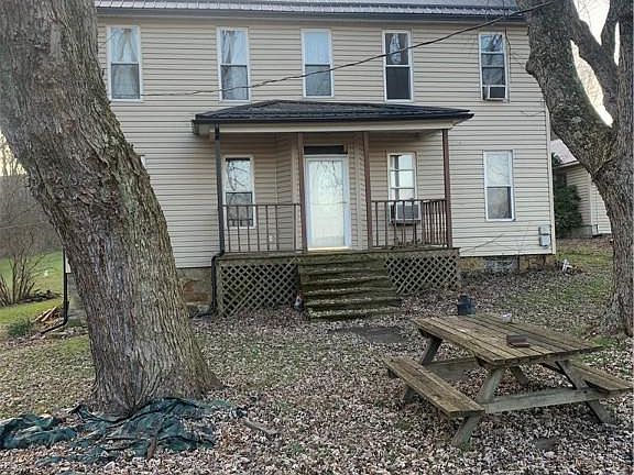 4th image of 20 Carter Ln