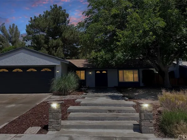 29432 Abelia Rd, Santa Clarita, CA 91387