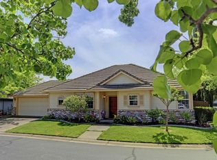 8034 Auburn Oaks Village Ln, Citrus Heights, CA 95610