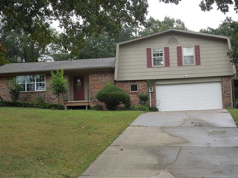 1st image of 11 Westward Cir