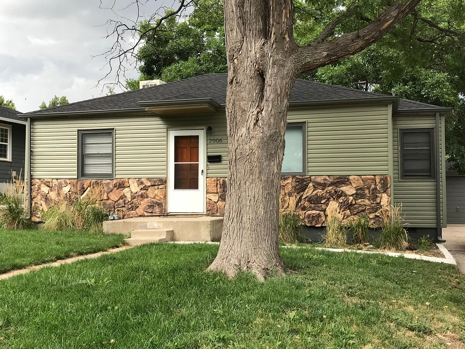 3 bed, 1021 sqft, $2,850 — Photo 1