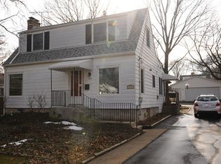 622 E Illinois St, Wheaton, IL 60187