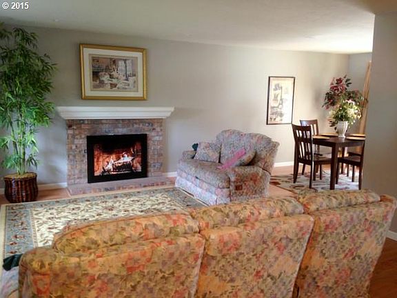 2nd image of 21294 NW Cannes Dr