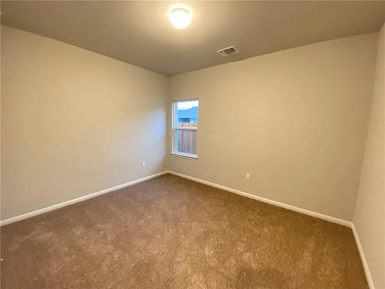 8409 Looksee Ln — Photo 15
