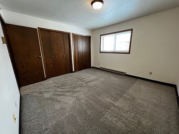 5th image of 1612 E Gateway Cir S #204