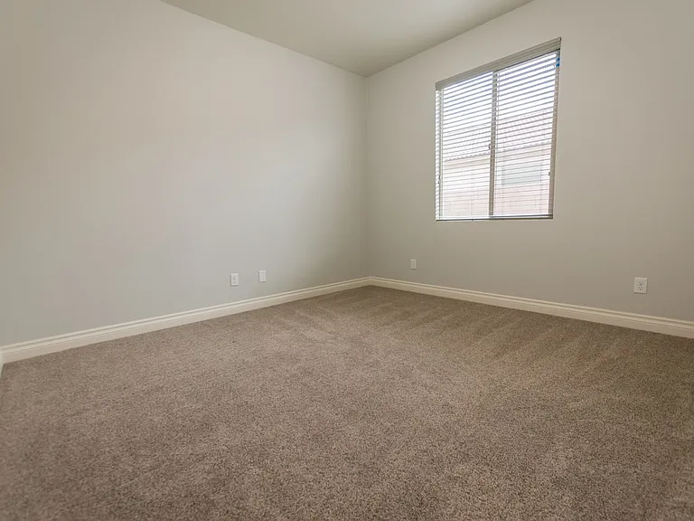 1205 Barnes Dr — Photo 26