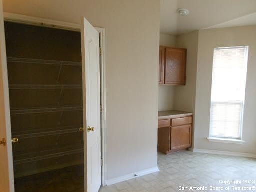 4th image of 7150 Great Lakes Dr
