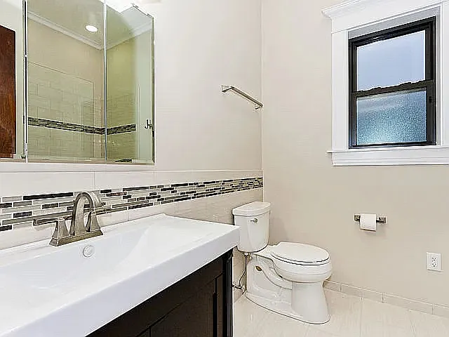 2632 N Washtenaw Ave #2 — Photo 8