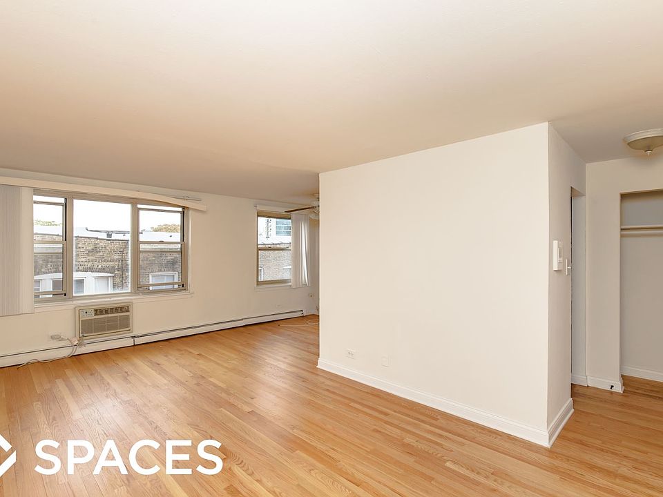 1st image of 3710 N Pine Grove Ave APT 302