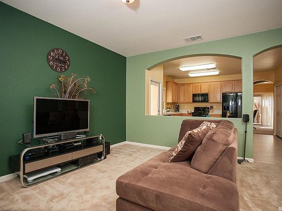 3rd image of 2757 Lindbergh Ln
