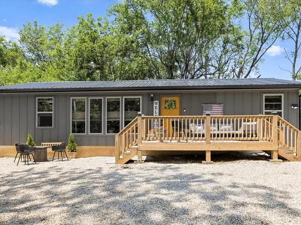 158 Kansas Dr, Linn Valley, KS 66040