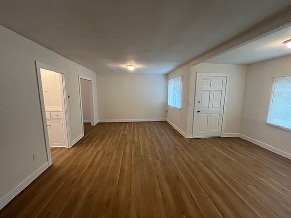 2nd image of 12214 Oxford Ave #12214