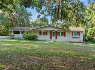 205 Sara Ln, Leesburg, FL 34748