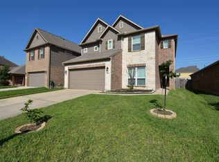 2430 Flickering Leaf Ln, Fresno, TX 77545