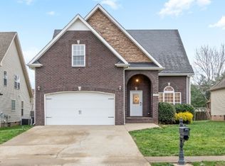 1212 Chinook Cir, Clarksville, TN 37042