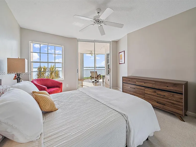 5800 NE Island Cove Way #2207 — Photo 11