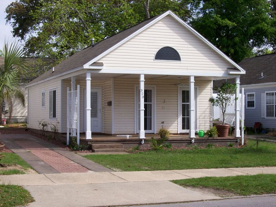 1st image of 318 W Gregory St