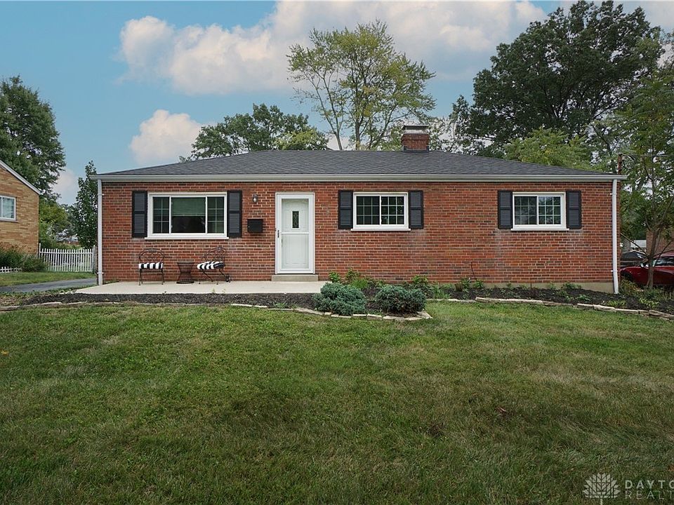 1st image of 8964 Applewood Dr