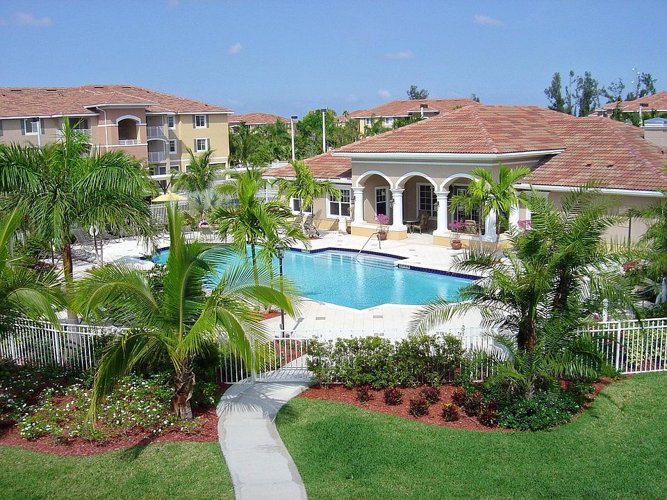 1st image of 6475 Emerald Dunes Drive #206