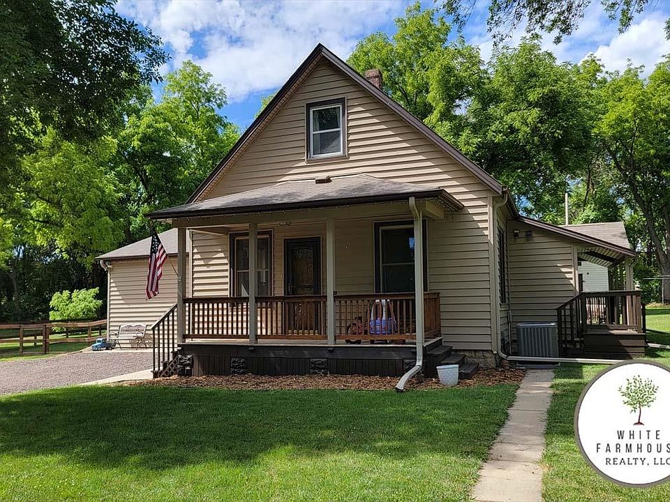 1st image of 500 4th St