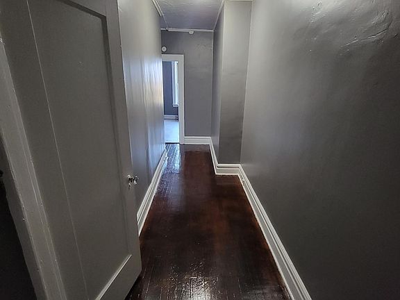 2nd image of 83 2nd Ave APT 102