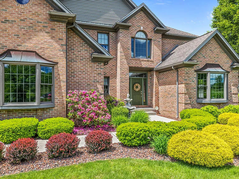 2504 Ron Dr — Photo 46