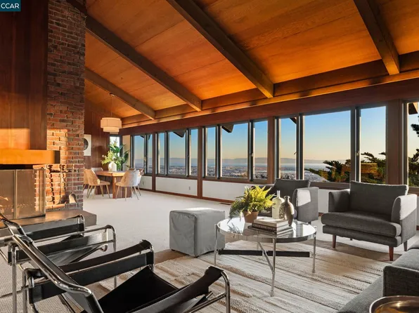 25 Castle Park Way, Oakland, CA 94611