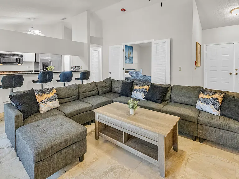 5462 Colonial Oaks Blvd — Photo 21