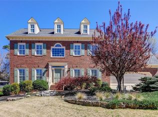 3710 Timberoak Dr, Greensboro, NC 27410