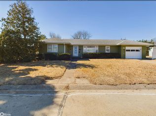 1906 High St, Keokuk, IA 52632