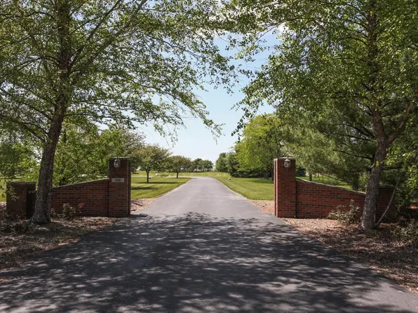 690 N State Road 135, Bargersville, IN 46106