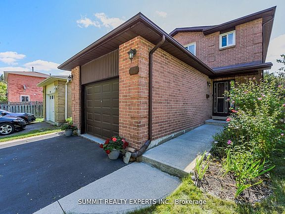 3rd image of 95 Muirland Cres