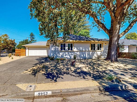 5th image of 2257 Yucca Street