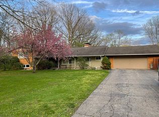 30 River Forest Dr, Anderson, IN 46011