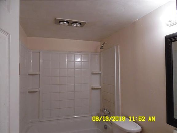 5th image of 7815 Sail St