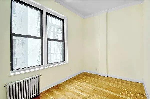 Rented by City Connections Realty | media 10