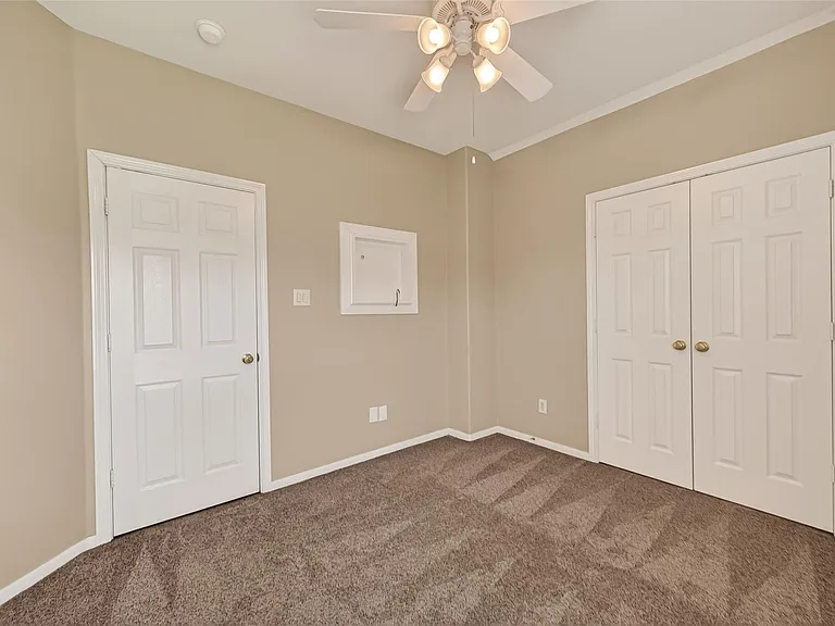 4702 Autumn Orchard Ln — Photo 37