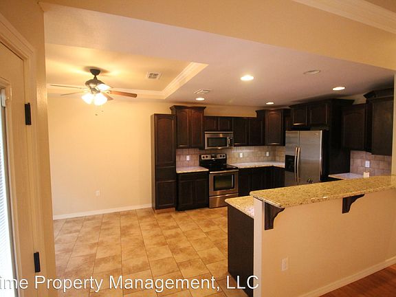 5th image of 4021 Mariah Dr