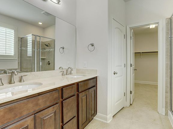 5th image of 2140 Granite Hill Dr