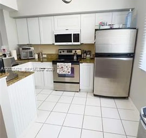 2845 NE 185th St #Townhouse 908 — Photo 6