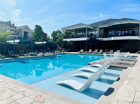 210 15th St E APT 2, Tuscaloosa, AL 35401