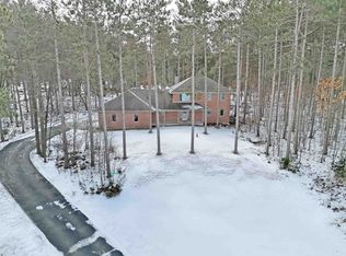 3351 Wild Brim Ct, Green Bay, WI 54313