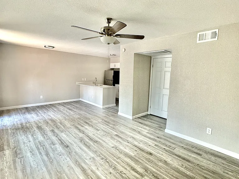 Athena Garden Apartments — Photo 55