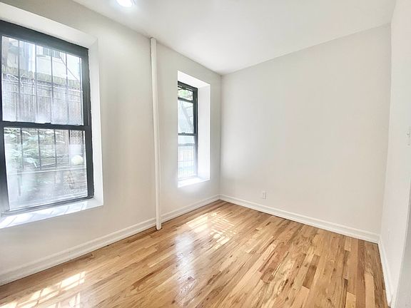 4th image of 328 W 44th St APT 5
